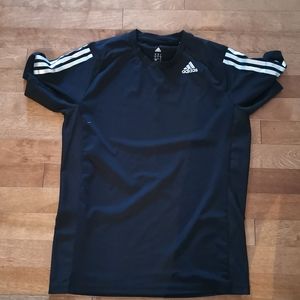 Adidas activity shirt size S